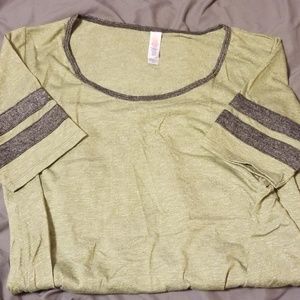 Lularoe perfect tee